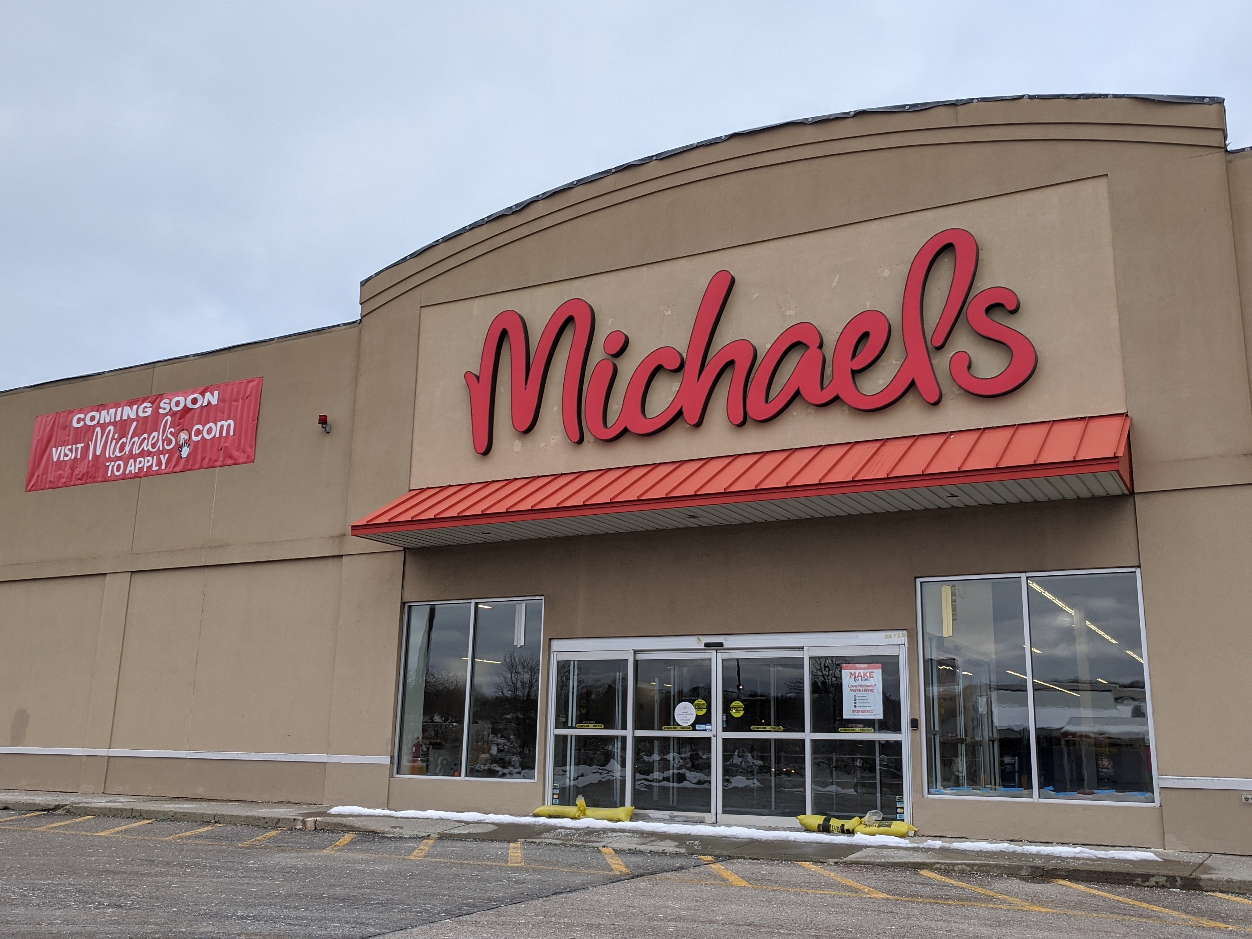 Michaels replacing Worcester A.C. Moore