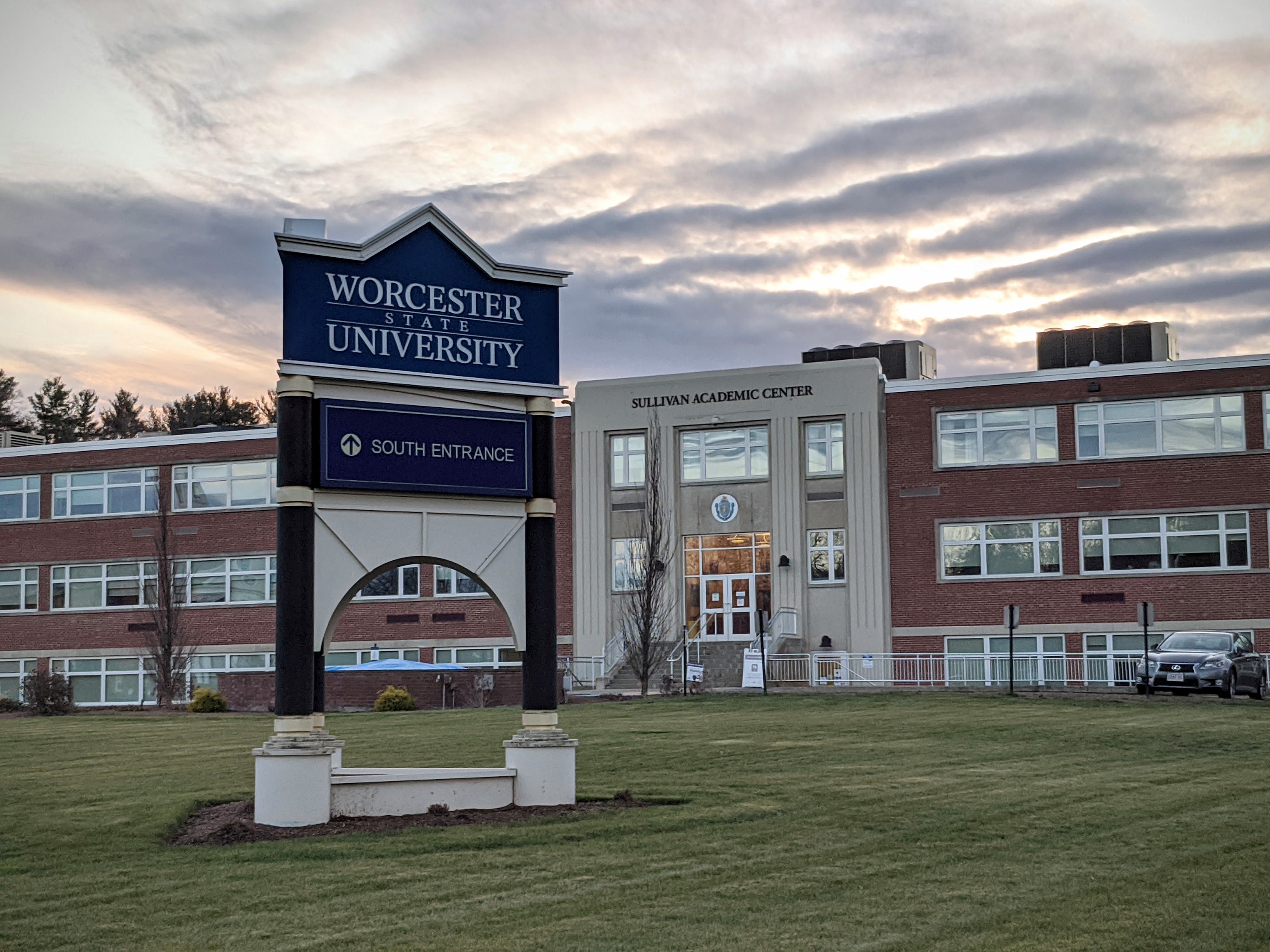 Worcester State freezing tuition, holding fall semester in-person |  Worcester Business Journal