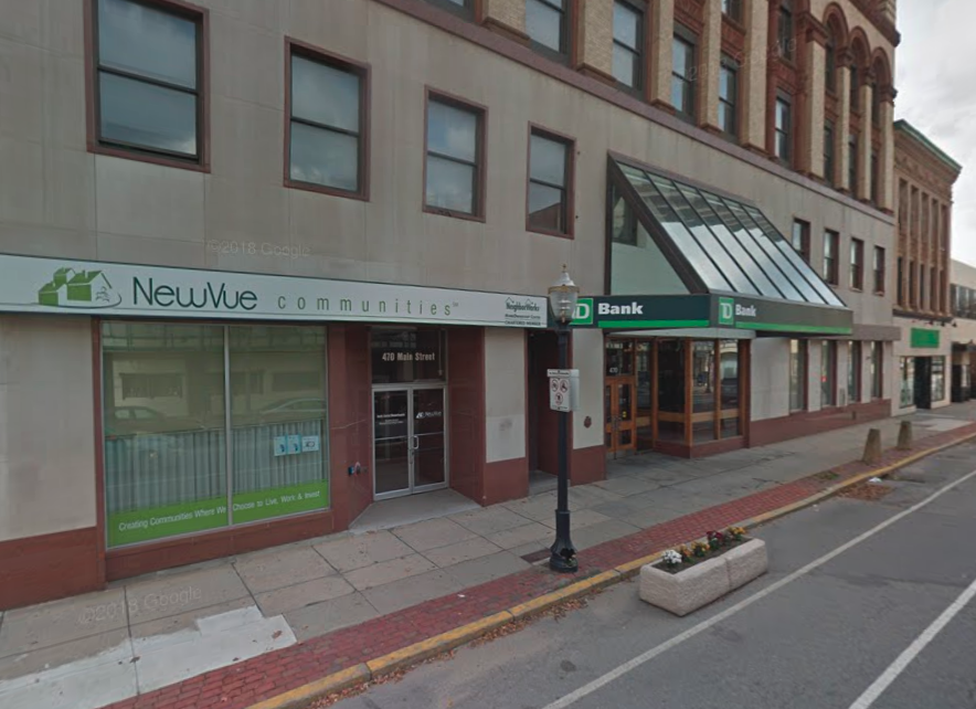 Fidelity Bank invests $10,000 in Fitchburg's NewVue Communities – Sentinel  and Enterprise