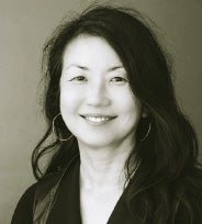 A headshot of Su Joun