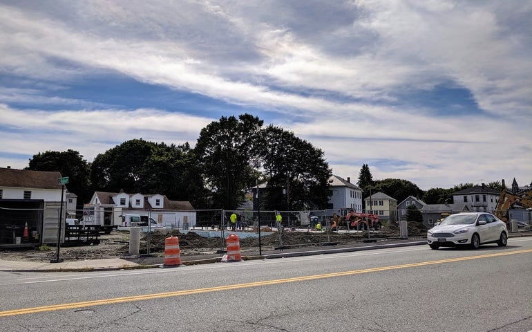Dunkin Gulf Replacing Former Worcester Tire Center Worcester Business Journal