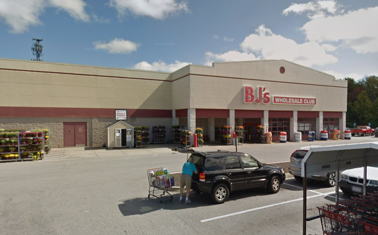 Bj S Opens Doors To First Responders And Healthcare Workers Without Memberships Worcester Business Journal