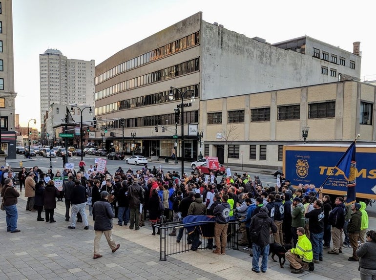 Worcester Ma Researchers Seek Clues To >> Union Members Rally At Worcester City Hall Worcester Business Journal Worcester Ma Researchers Seek Clues To >> Union Members Rally At Worcester City Hall Worcester Business Journal