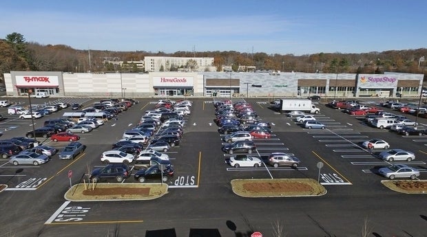 Skechers outlet sales store wrentham ma
