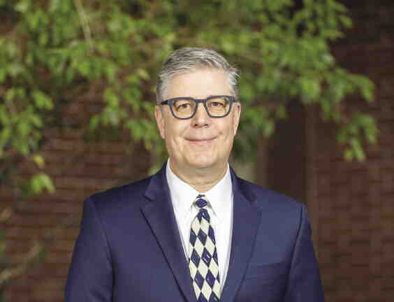 Barry	Maloney